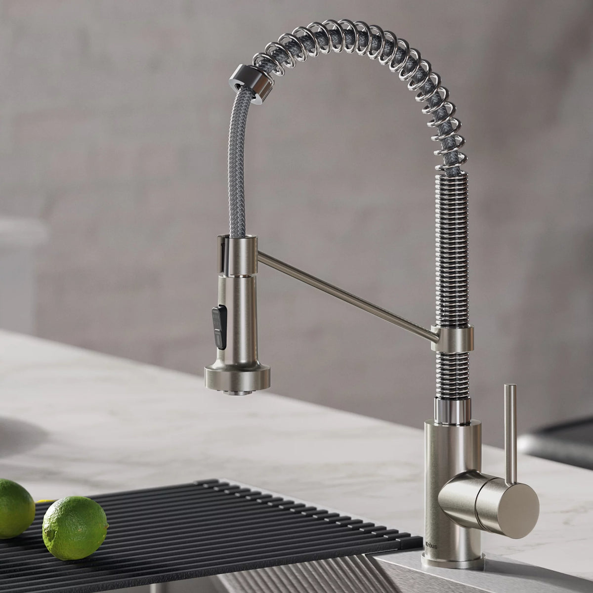 Single Handle Pull-Down Kitchen Faucet Stainless Steel Chrome H417957
