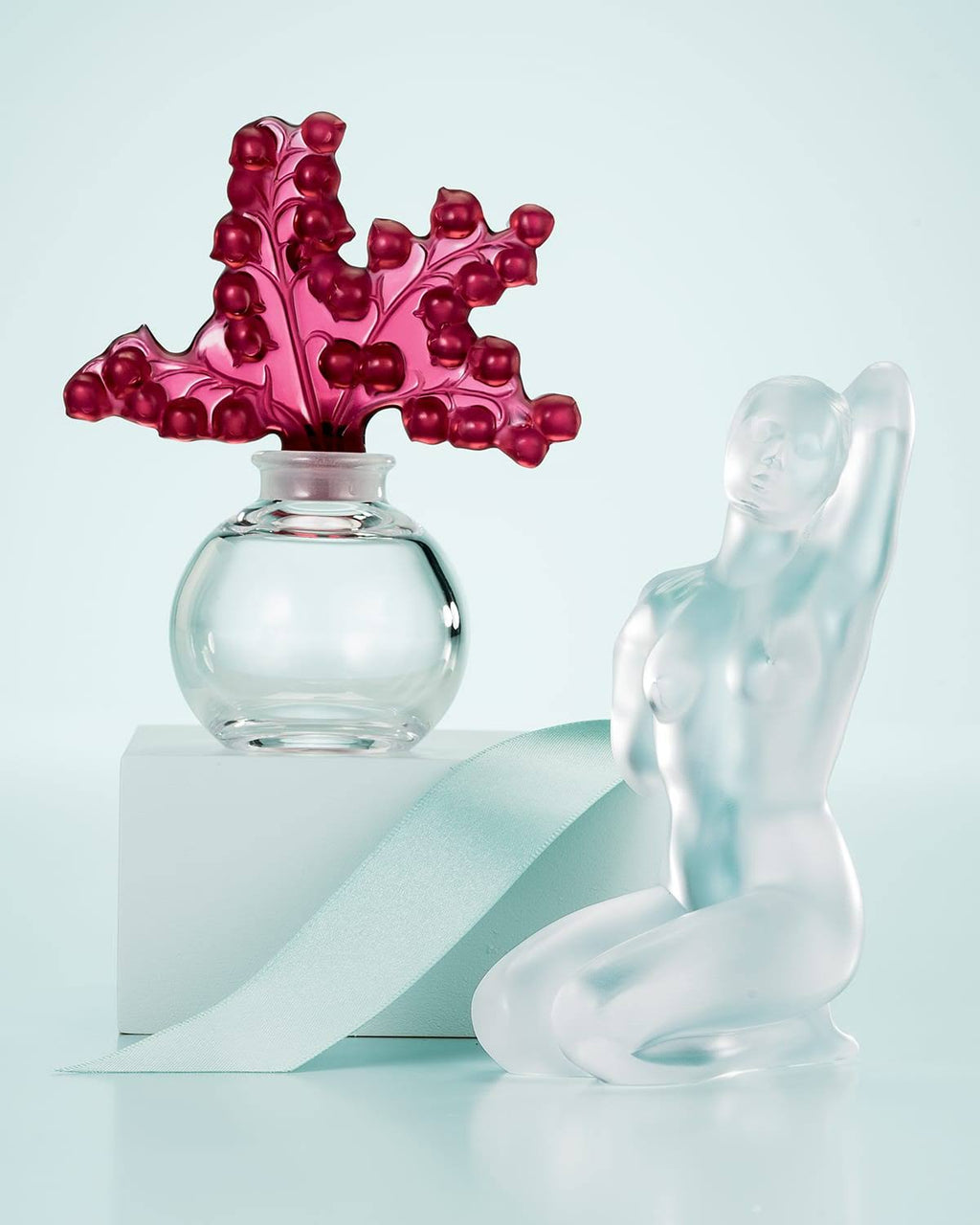 Clear Aphrodite Nude Figure D169795