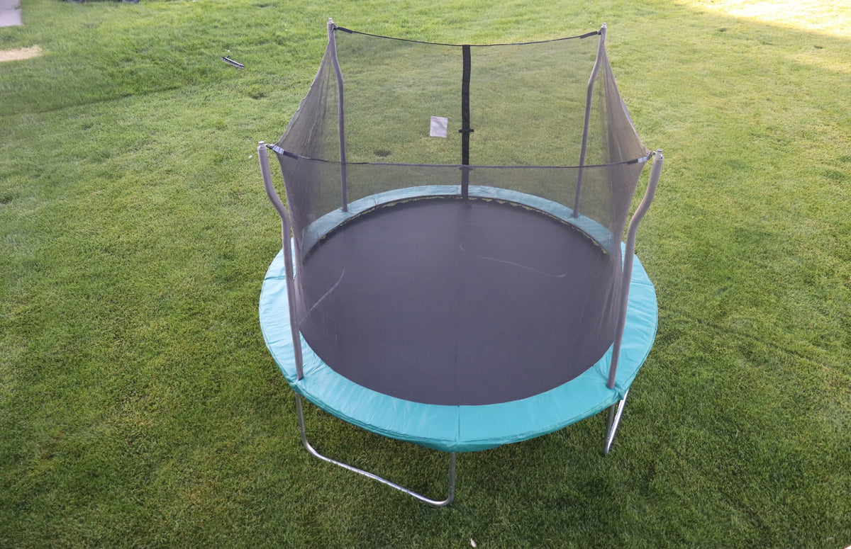 10 foot Trampoline with Green Pad Y890705