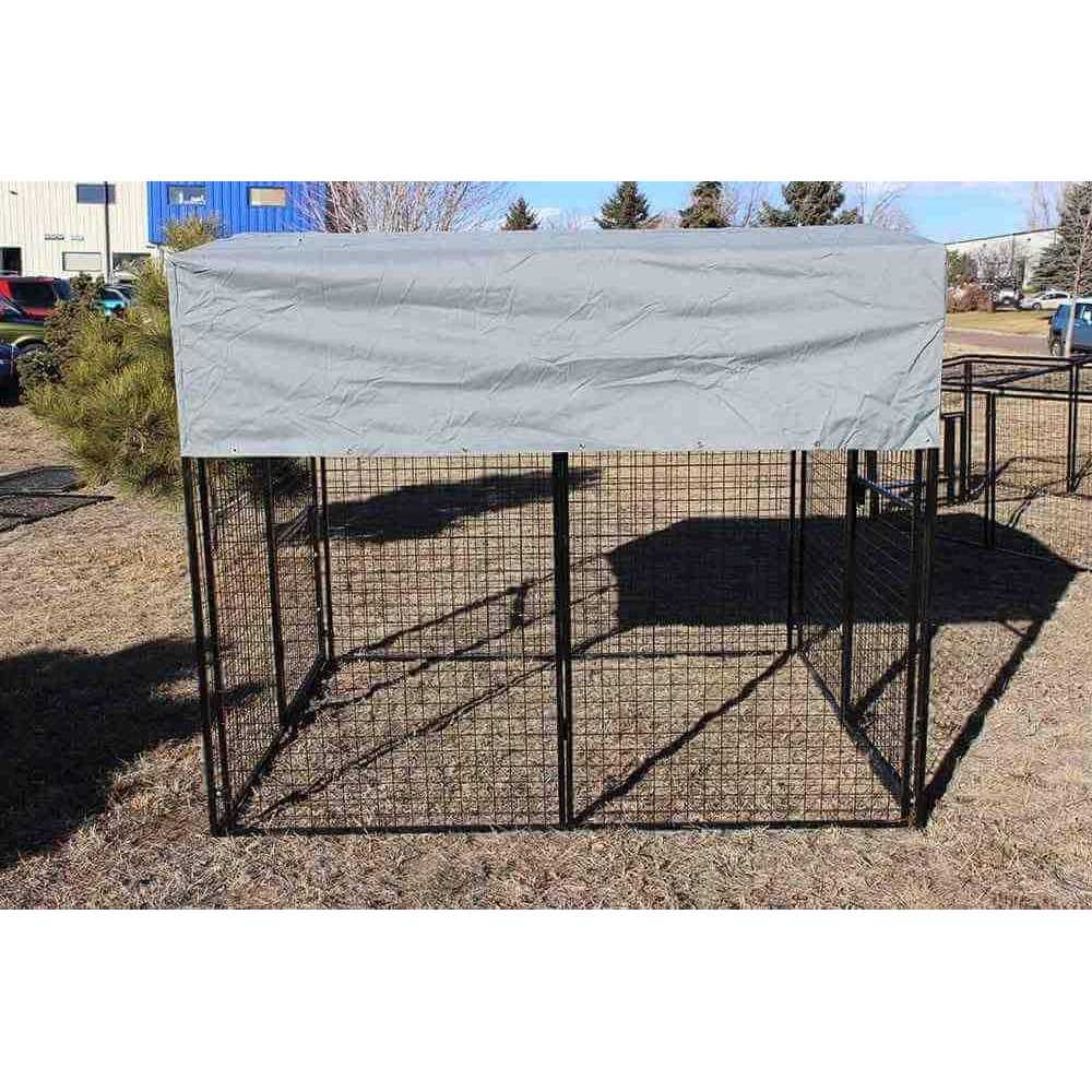 8 ft. Chicken Run I786750