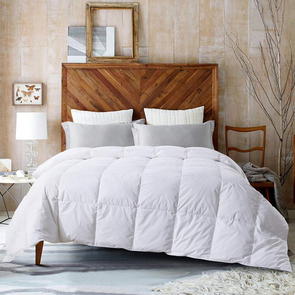 White Cal-King Size Feather & Down Cotton Comforter with 4 Corner Tabs J50794