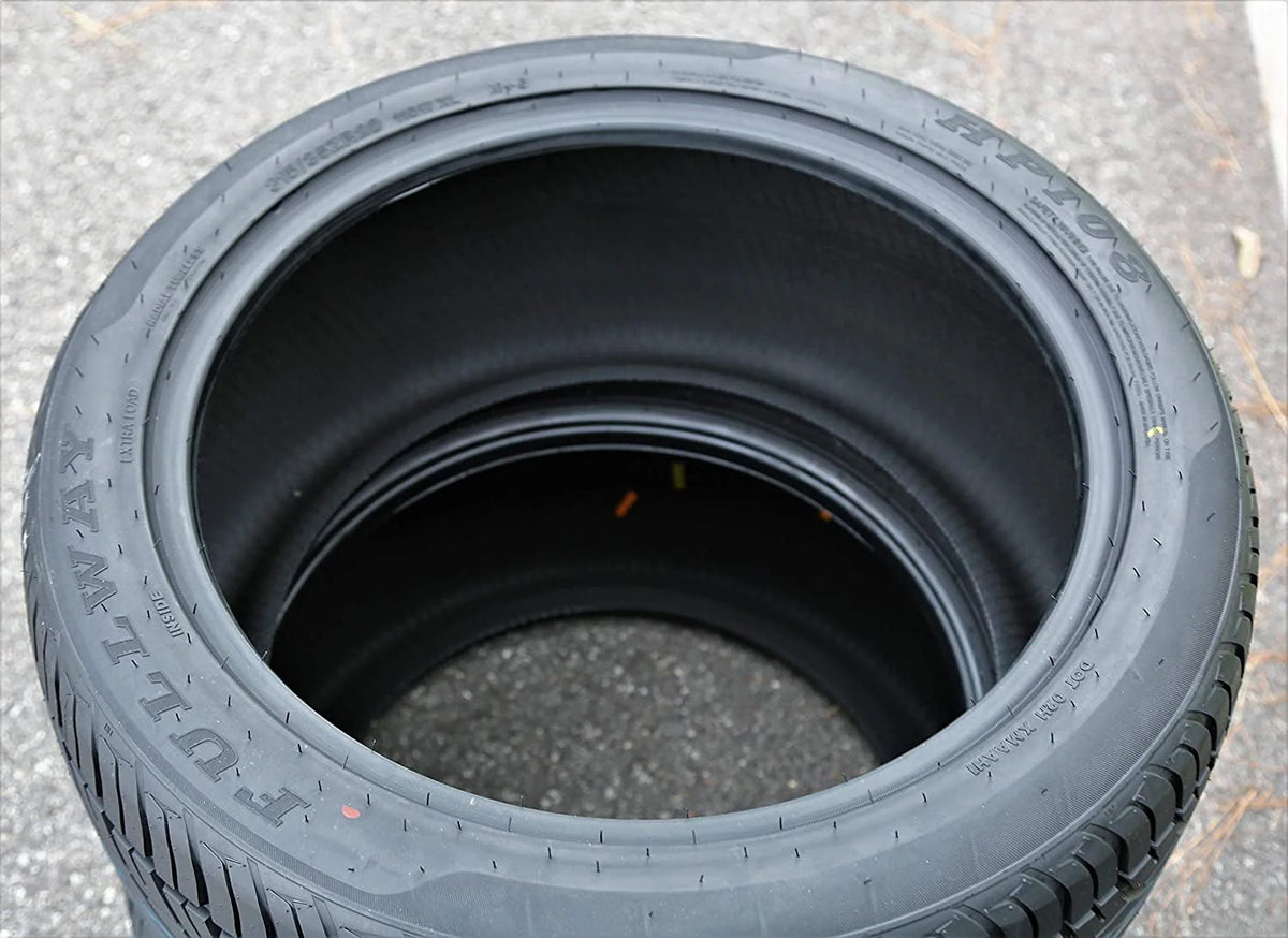 245/40ZR18 97W XL All Season Performance Tire W299484