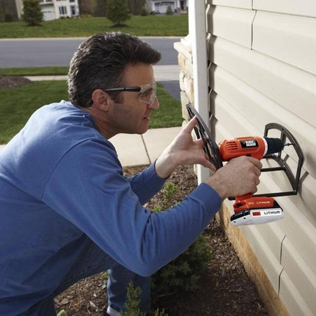 20-Volt Max Lithium-Ion Drill Kit with 100 Accessories F332