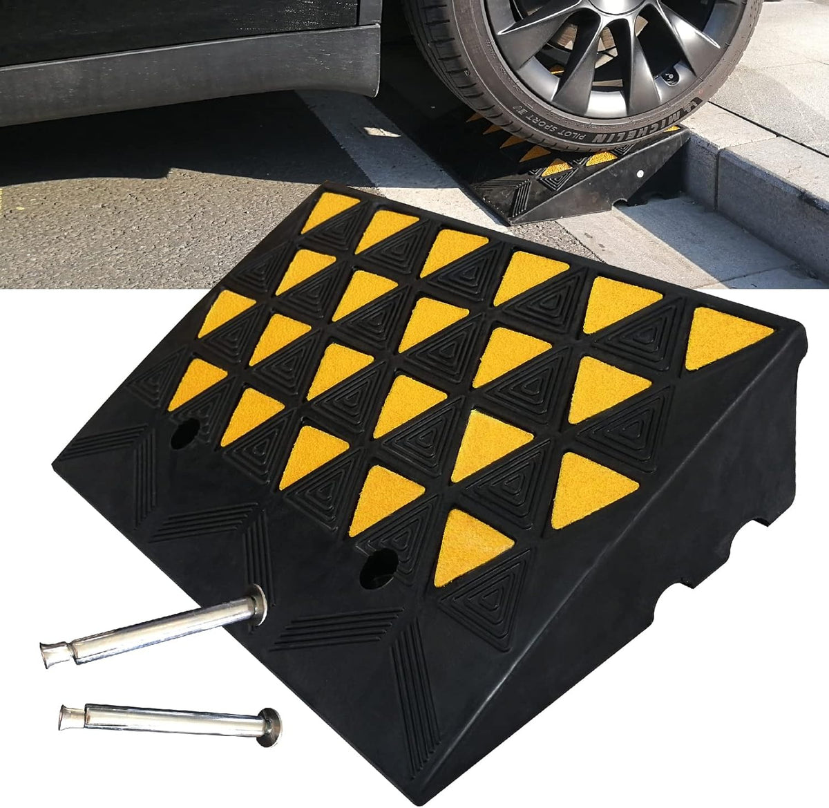 6 inch Rise Rubber Curb Ramp 23.5-in Width Non-Slip Heavy Duty Driveway Curb Ramps Q70790