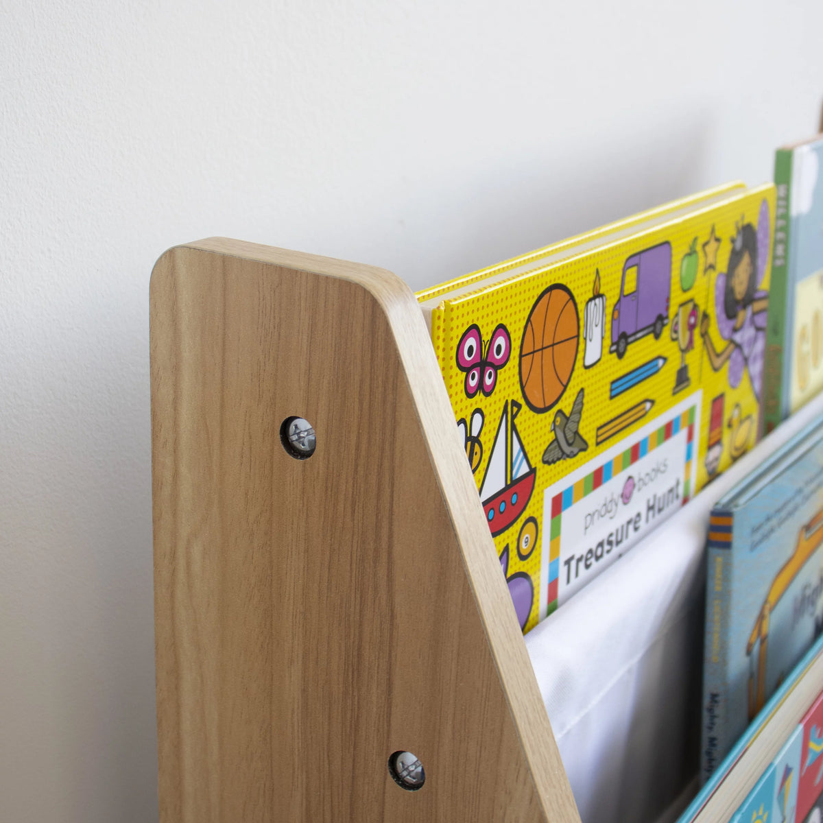 6 Tier Kids Book Rack F130100