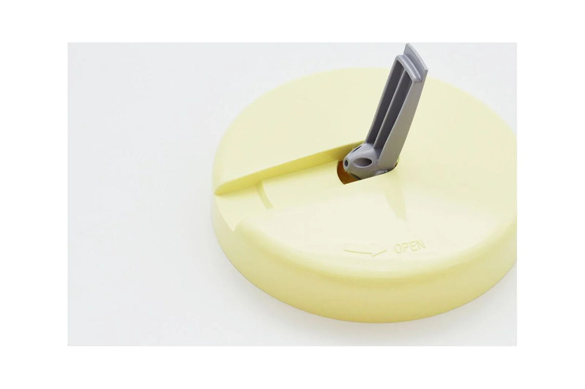 Non-electric Portable Mini Washing Machine (Yellow) G621415