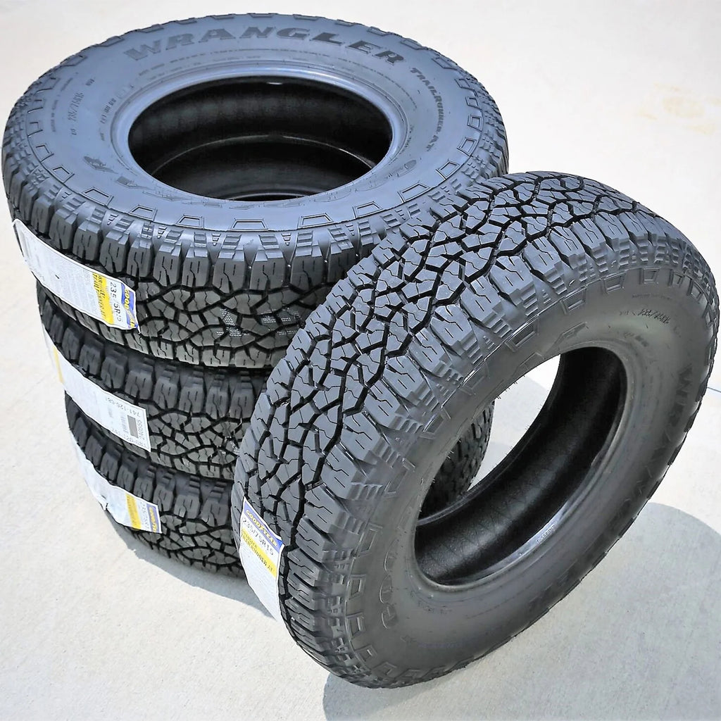 Set of 4 All Terrain Tires 235/75R15 N3287