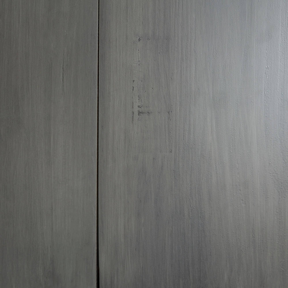 52-Inch Distressed Wood Dining Table V594