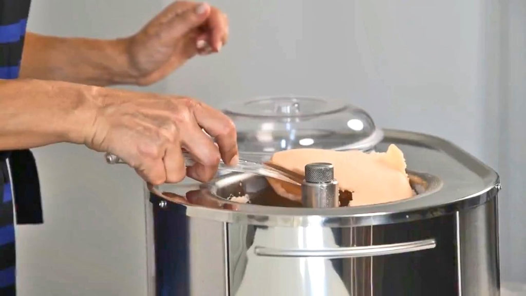 1.5-Quart Stainless Ice Cream Maker G28012