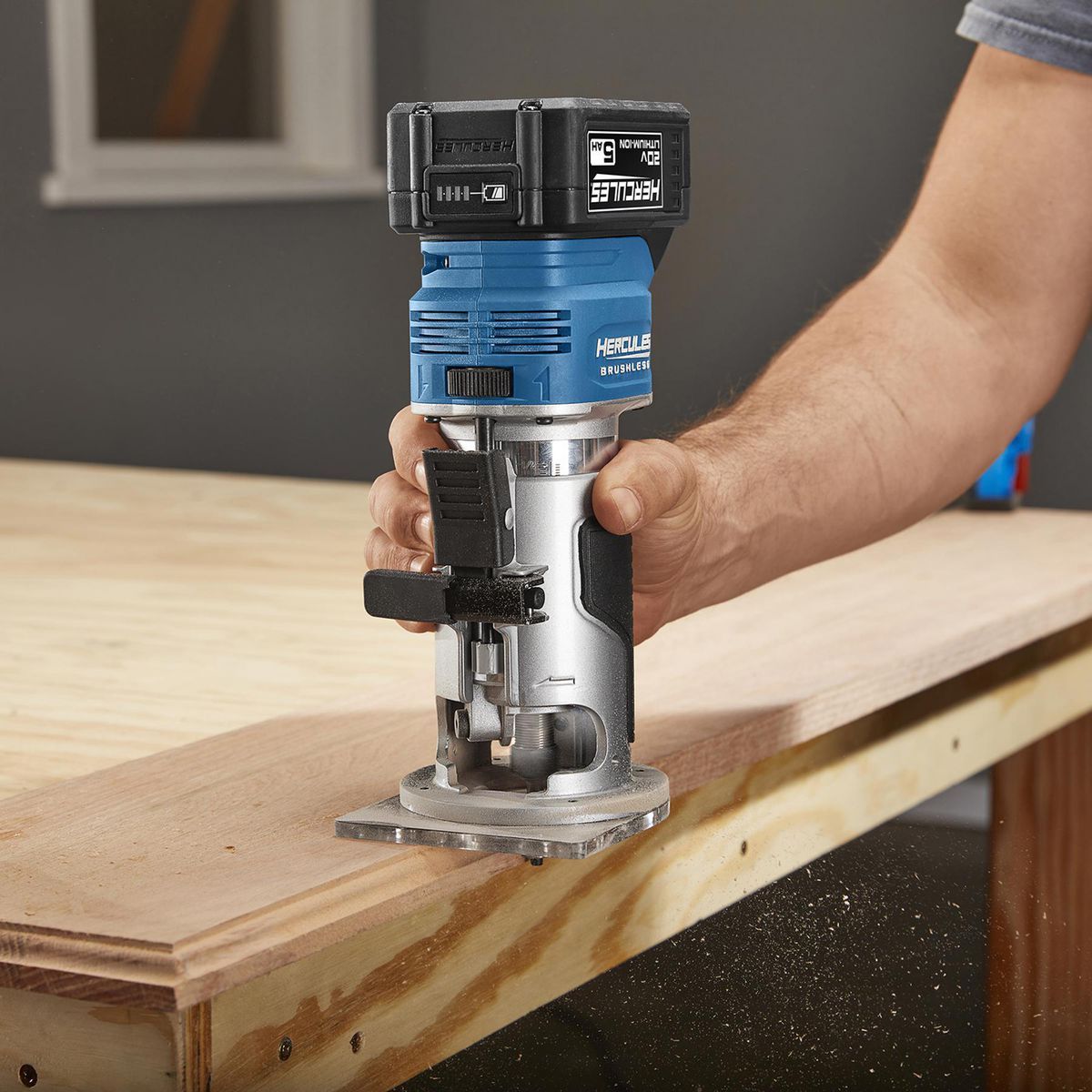 20V Brushless Cordless Compact Router A464