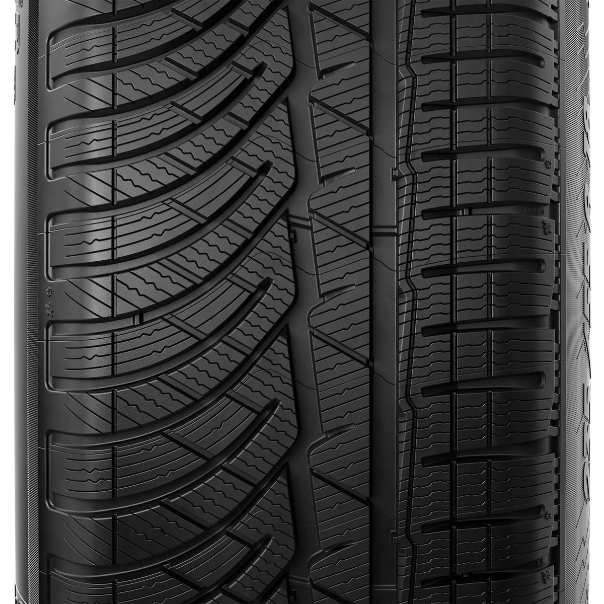 Winter Passenger Tire 245/40R18 97V XL R39699