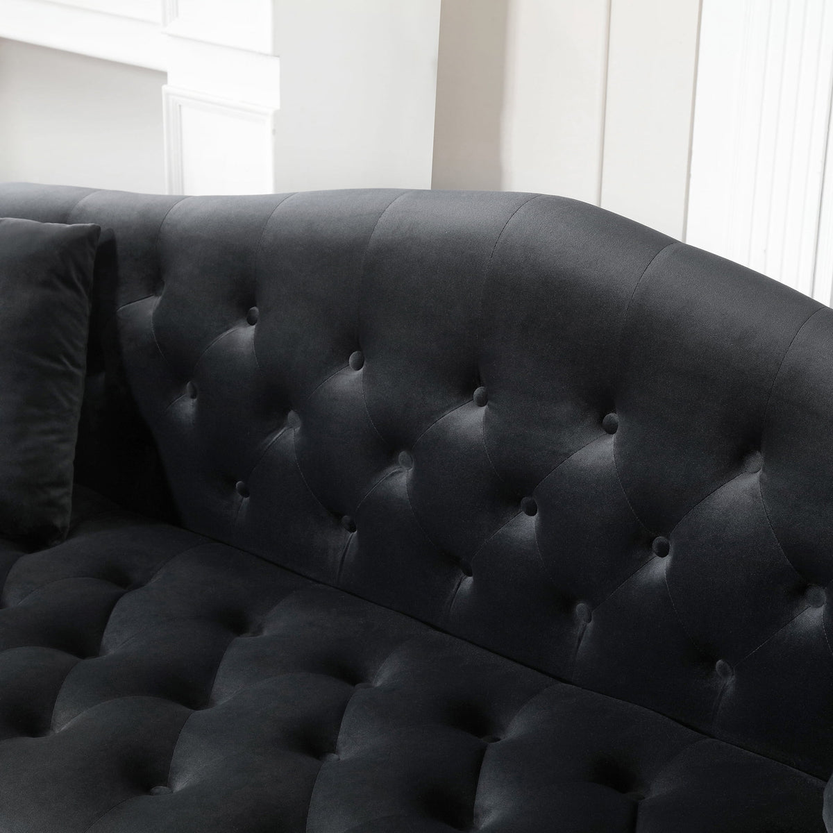 Black Velvet Chesterfield Sofa with 4 Pillows M3881