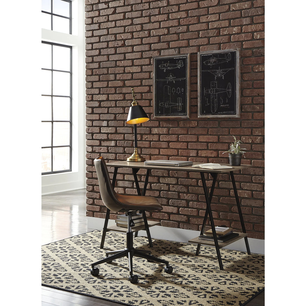 Brown Office Chair D4758